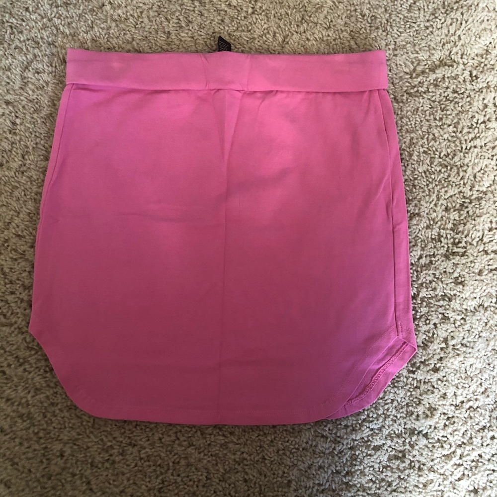 HOT PINK MINI SKIRT